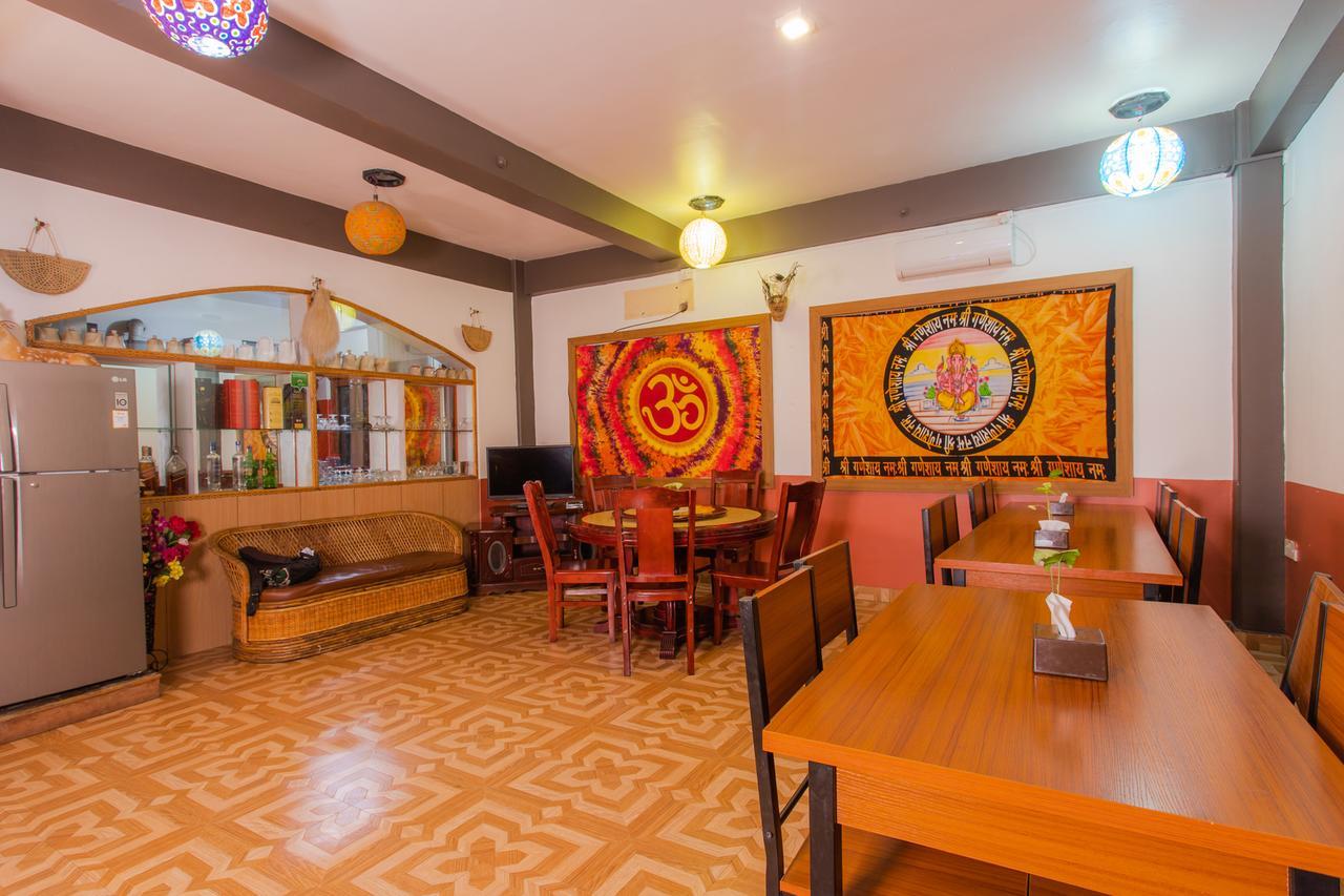 Silver Sky Hotel Pokhara Eksteriør billede