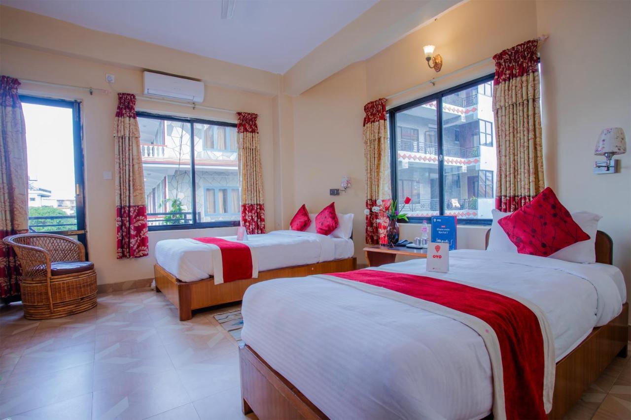 Silver Sky Hotel Pokhara Eksteriør billede