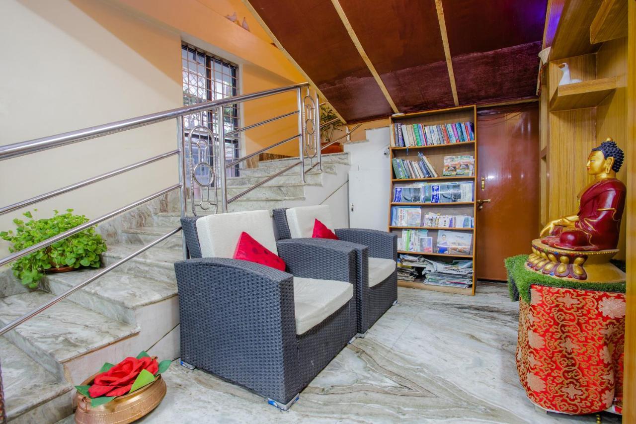 Silver Sky Hotel Pokhara Eksteriør billede