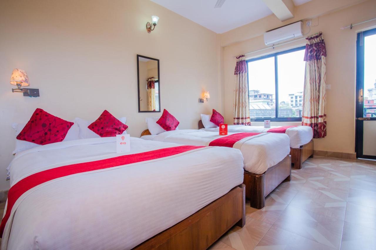 Silver Sky Hotel Pokhara Eksteriør billede