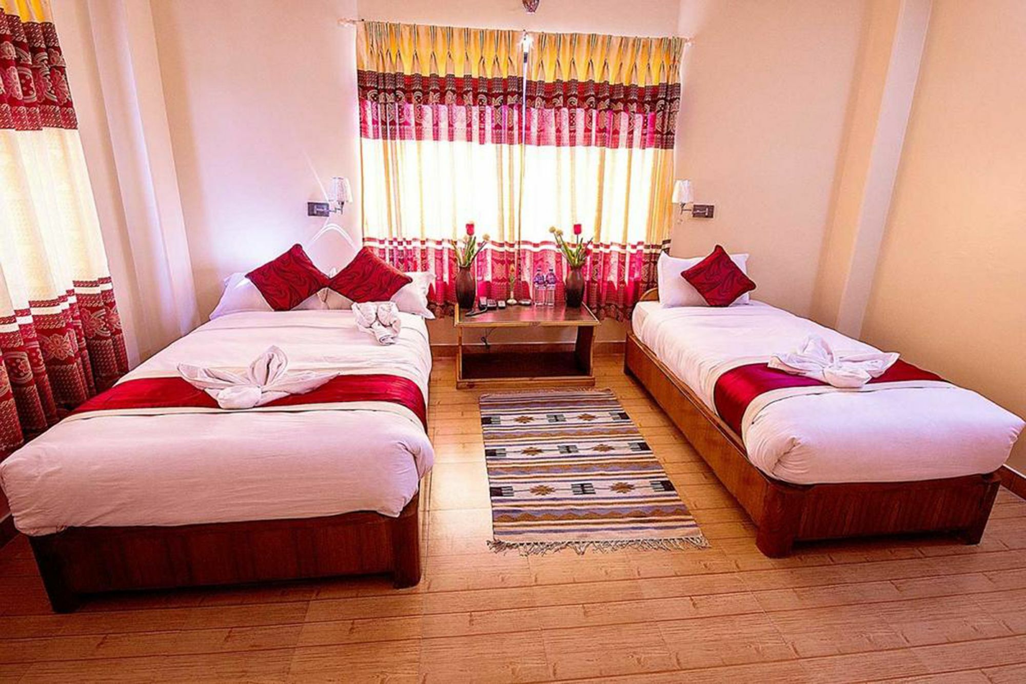 Silver Sky Hotel Pokhara Eksteriør billede